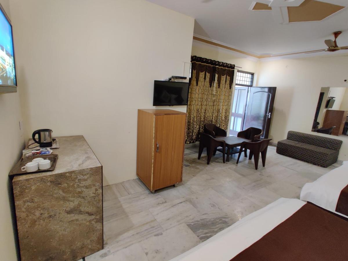 Vrinda Apartments Amritsar Exterior photo