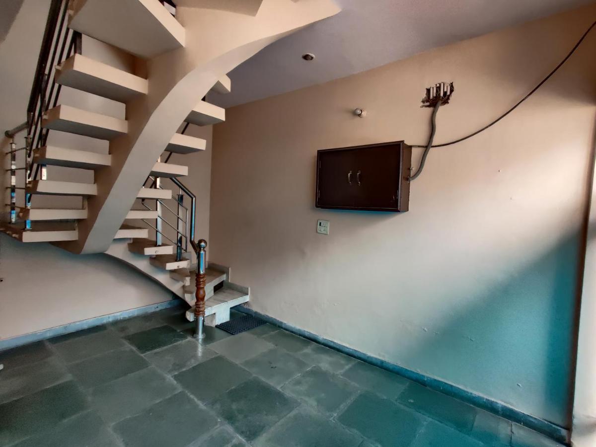 Vrinda Apartments Amritsar Exterior photo