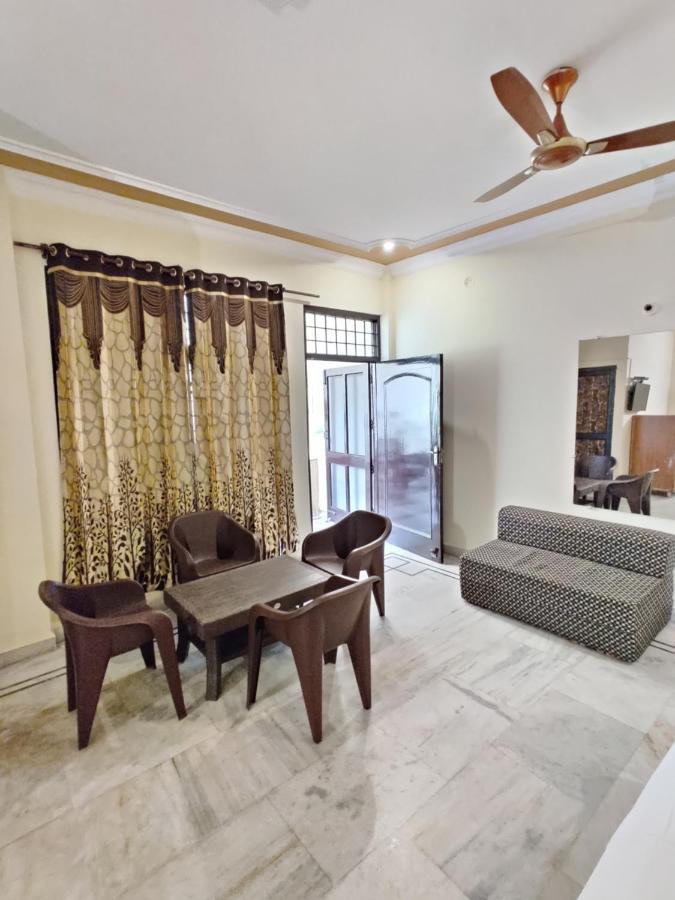 Vrinda Apartments Amritsar Exterior photo